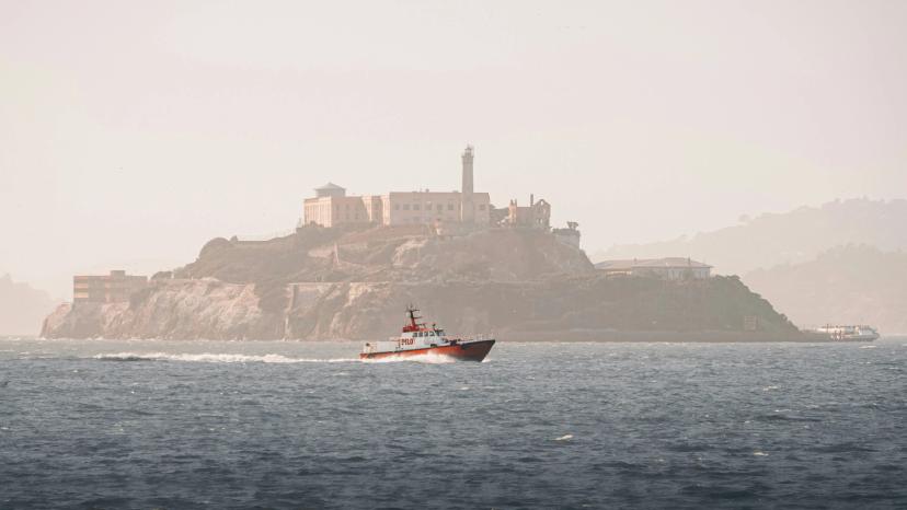 Image for article 'From Golden Gate to Alcatraz - The Ultimate San Francisco Boat Rental Itinerary'